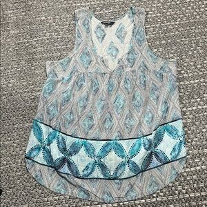 George | Flowy Blue & White Tank